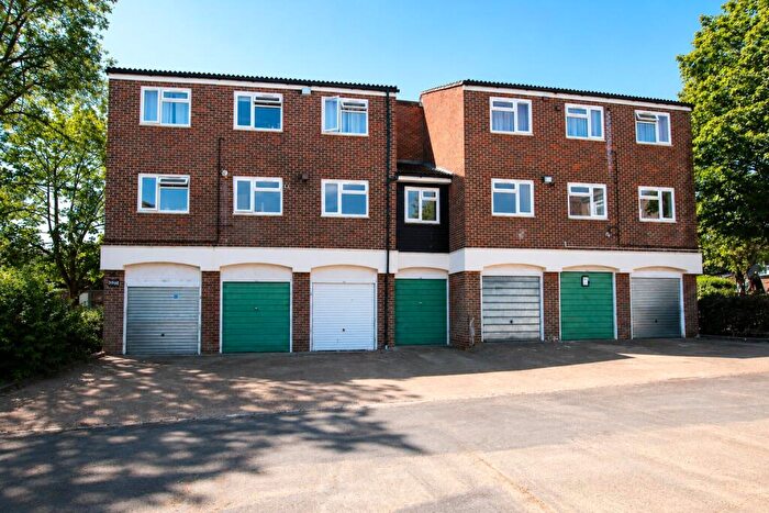 2 Bedroom Apartment To Rent In Ladybank, Bracknell, Berkshire, RG12