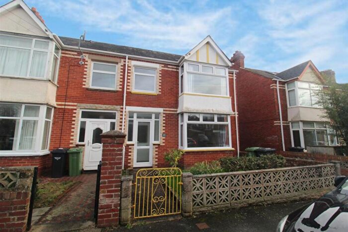 3 Bedroom Terraced House To Rent In First Avenue, Exeter, EX1