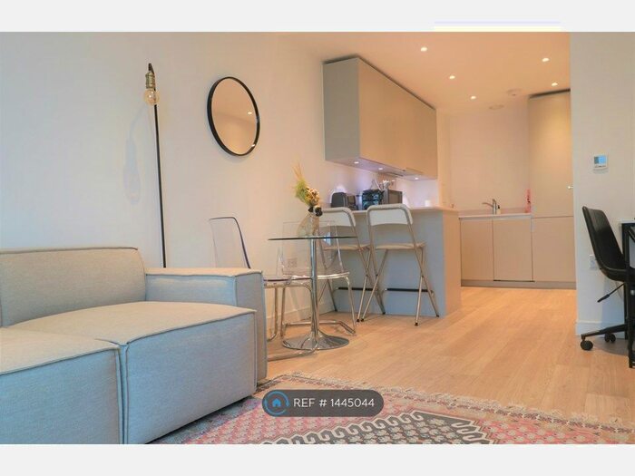 1 Bedroom Flat To Rent In Pinnacle Apartments, Croydon, CR0