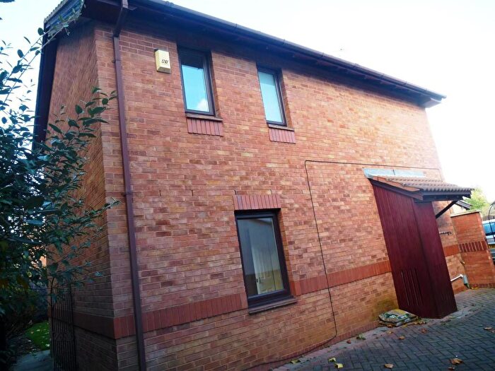 4 Bedroom House To Rent In Derwood, Werrington, PE4