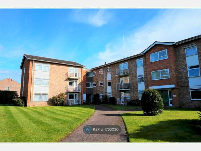 2 Bedroom Flat To Rent In Bath Road, Reading, RG1