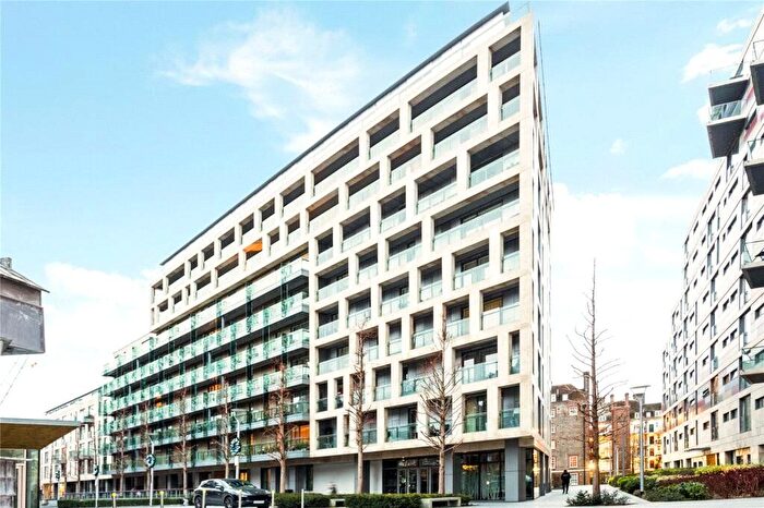 3 Bedroom Flat To Rent In Moore House, Gatliff Road, London, SW1W