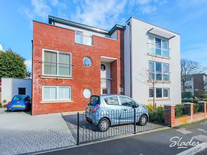 2 Bedroom Apartment To Rent In Ellis House Seafield Road, , Southbourne, BH6