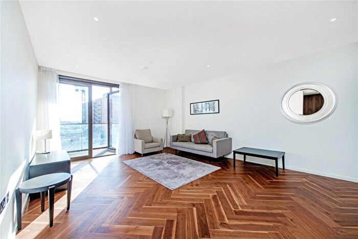 1 Bedroom Apartment To Rent In Ambassador Building, New Union Square, Nine Elms, London, SW11