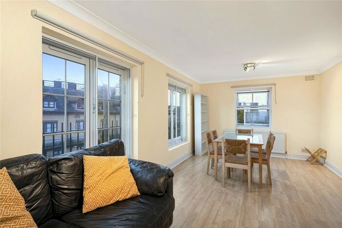 2 Bedroom Flat To Rent In Wrights Road, Bow, London, E3