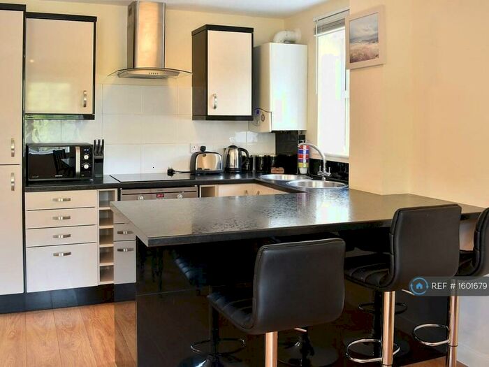 2 Bedroom Flat To Rent In Manor Road, Bournemouth, BH1