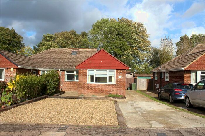 4 Bedroom Bungalow To Rent In Orchard Close, Normandy, Guildford, GU3