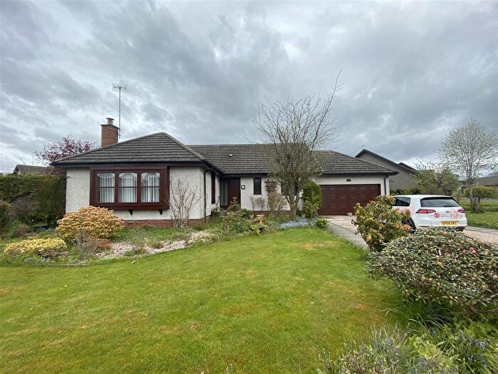 3 Bedroom Detached Bungalow To Rent In Hatton Road, Luncarty, Perth, PH1