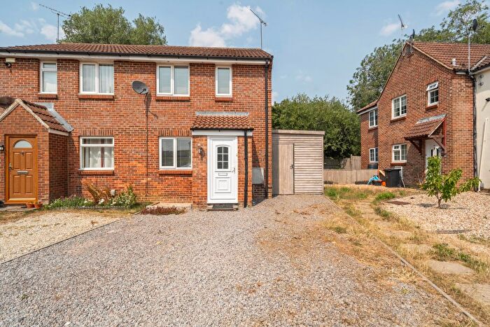 2 Bedroom End Terrace House For Sale In Cloudberry Road, Woodhall Park, Swindon, SN25