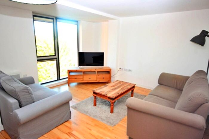 1 Bedroom Flat To Rent In Dalton Street, Manchester, M40