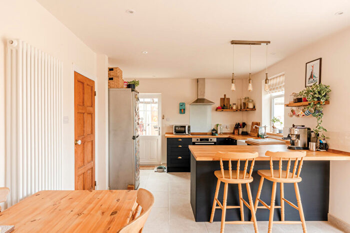 3 Bedroom Semi Detached House For Sale In Foxcote Road, Ashton, Bristol, BS3