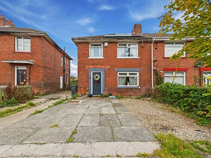 3 Bedroom Semi-detached House For Sale In Oakdale Road, Consett, DH8