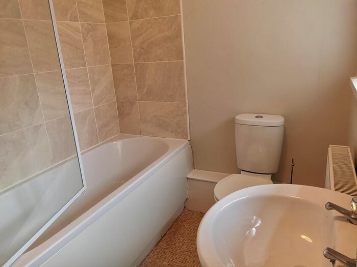 2 Bedroom End Of Terrace House To Rent In Little Church Lane, Methley, Leeds, West Yorkshire, Uk, LS26