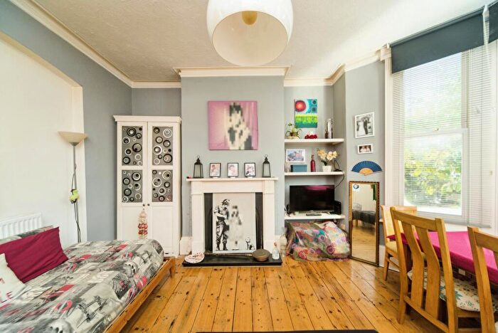 1 Bedroom Flat For Sale In Ditchling Rise, Brighton, East Sussex, BN1