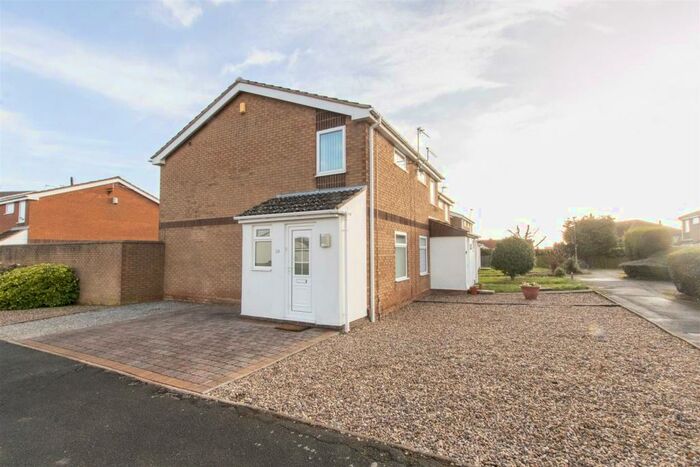 2 Bedroom Terraced House To Rent In Kingsbridge Avenue, Mapperley Plains, Nottingham, NG3