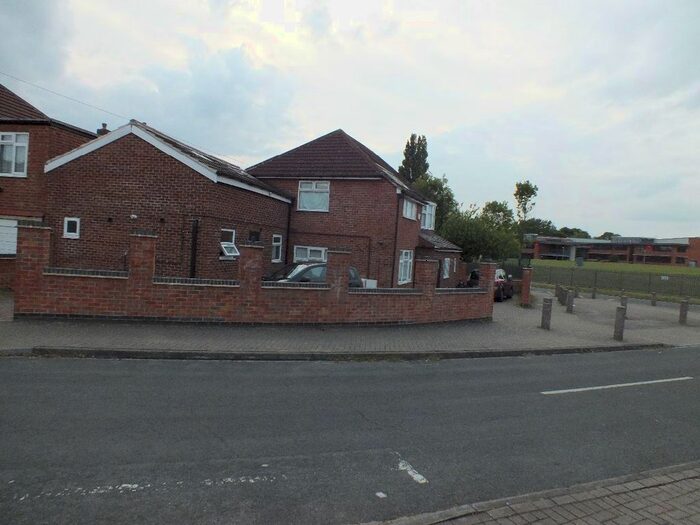 2 Bedroom Terraced House To Rent In Plymouth Drive, Leicester, LE5