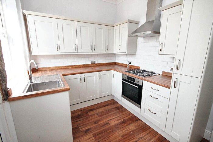 2 Bedroom Terraced House To Rent In Clough Road, Littleborough, OL15