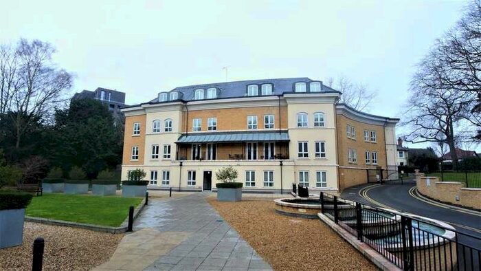 2 Bedroom Apartment To Rent In Heathside Crescent, Woking, GU22
