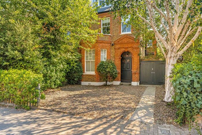 5 Bedroom Semi-Detached House For Sale In Killieser Avenue, Streatham, SW2