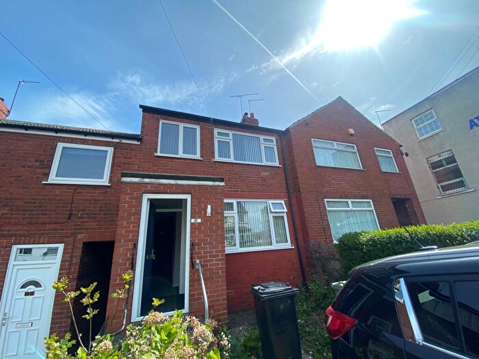 3 Bedroom House To Rent In Hall Road, Leeds, LS12