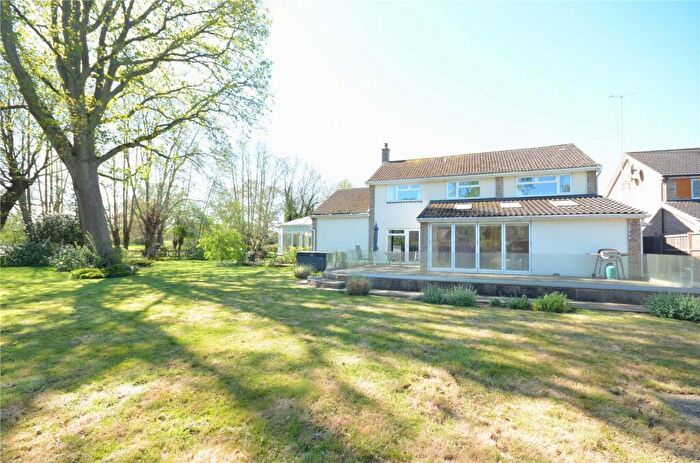 5 Bedroom Detached House For Sale In Silver Birches Way, Elstead, GU8