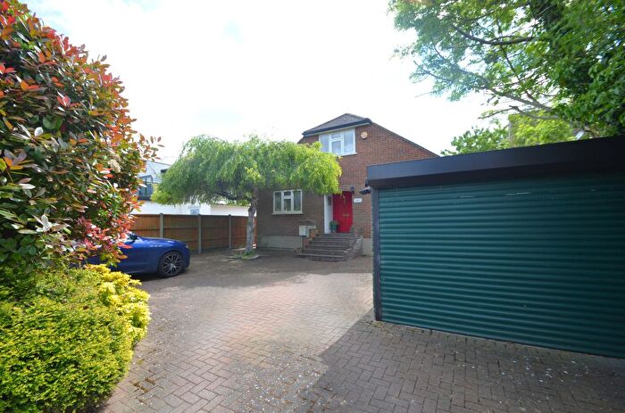 4 Bedroom Detached House To Rent In Ferry Avenue, Staines-Upon-Thames, TW18