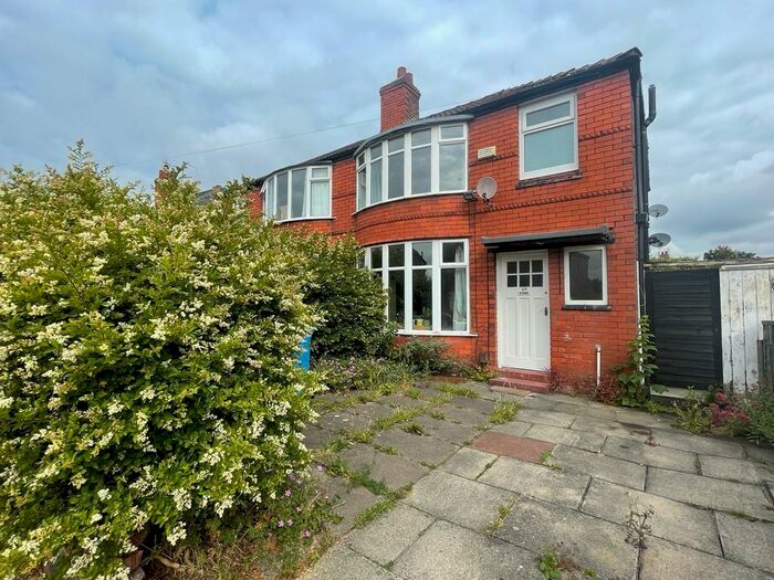 3 Bedroom Semi-Detached House To Rent In Heathside Road, Withington, M20