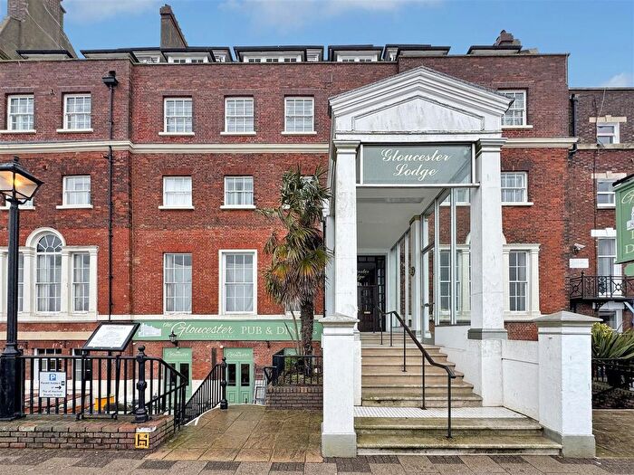 2 Bedroom Flat For Sale In The Esplanade, Weymouth, DT4