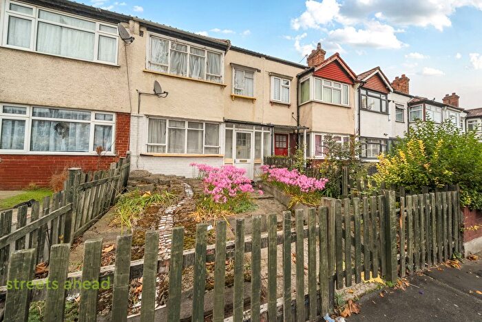 4 Bedroom Terraced House For Sale In Mitcham Road, Croydon, CR0