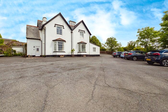 2 Bedroom Flat For Sale In Park Hill House, Totnes Road, Ipplepen, Newton Abbot, Devon, TQ12