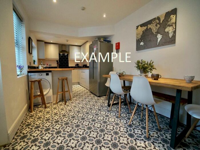 5 Bedroom House To Rent In Caernarfon Road, Bangor, Gwynedd, LL57