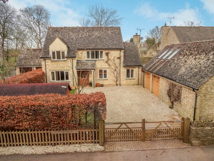 4 Bedroom Detached House For Sale In High Street, Meysey Hampton, Cirencester, Gloucestershire, GL7