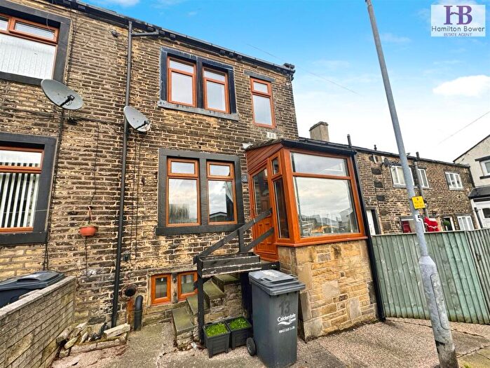 2 Bedroom Terraced House To Rent In Lydgate, Northowram, Halifax, HX3