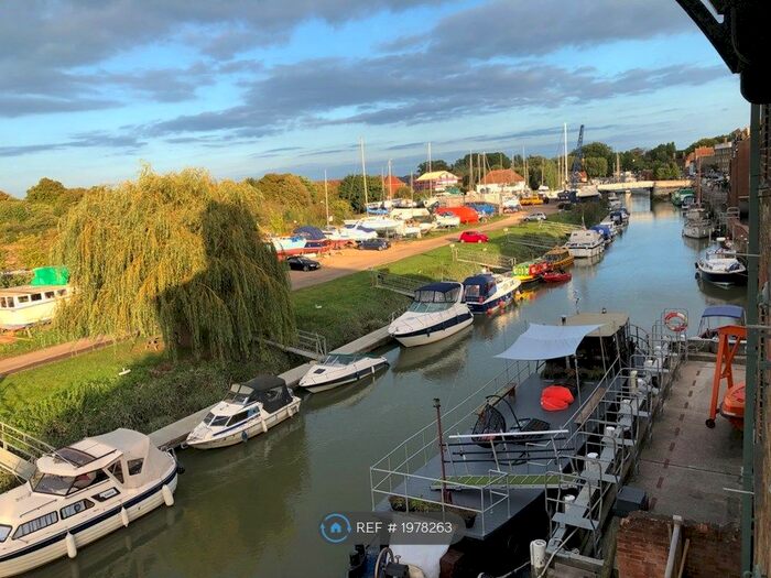 2 Bedroom Flat To Rent In Watneys Wharf, Sandwich, CT13