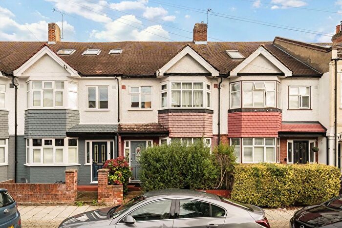 4 Bedroom Property To Rent In Greyswood Street, Tooting, SW16