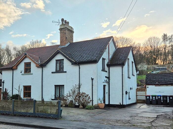 3 Bedroom Semi-Detached House For Sale In Newstead Road, Annesley, NG15