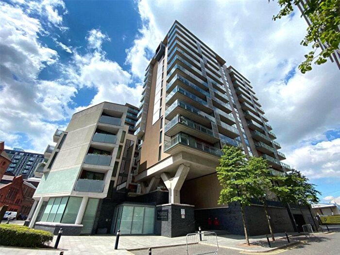 2 Bedroom Apartment To Rent In Spectrum Block, Blackfriars Road, Manchester City Centre, Salford, M3