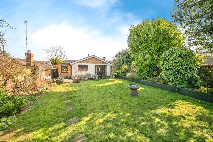 3 Bedroom Detached Bungalow For Sale In The Vineway, Harwich, CO12