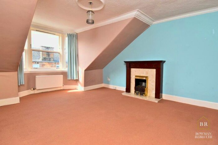 2 Bedroom Flat To Rent In Brisbane Street, Greenock, Greenock, PA16