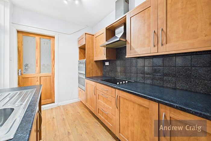 2 Bedroom Flat For Sale In Sandringham Road, Roker, SR6