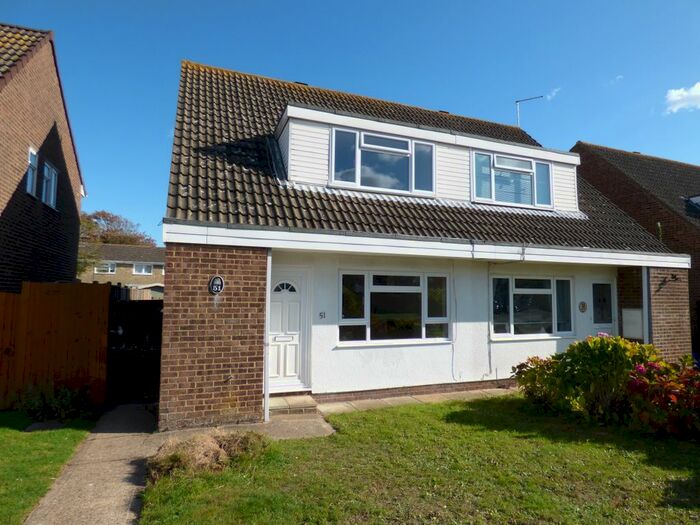 3 Bedroom Semi-Detached House To Rent In Beaumont Park, Littlehampton BN17