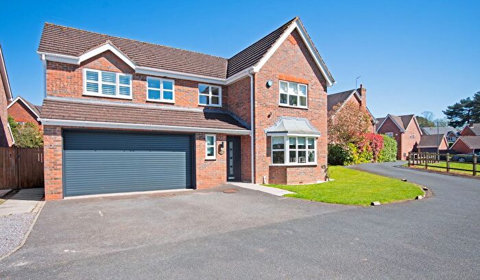 5 Bedroom Detached House For Sale In Pavilion Gardens, Bromsgrove, Worcestershire, B61