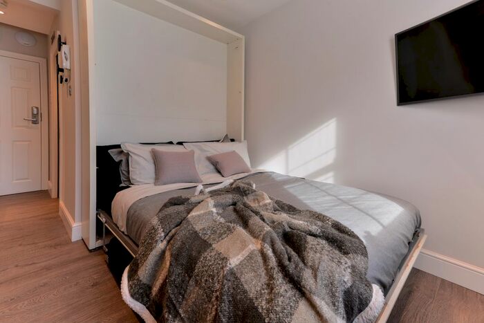 Studio To Rent In Kingdon Road, West Hampstead, NW6