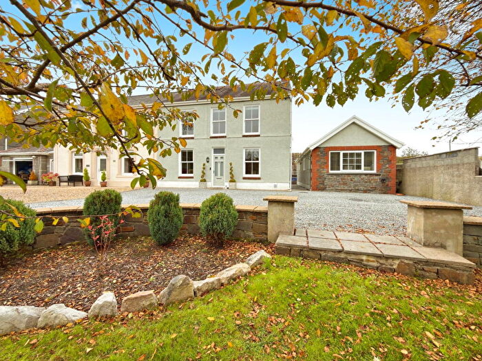 3 Bedroom Semi-Detached House For Sale In Cwmgarw Road, Upper Brynamman, Ammanford, SA18