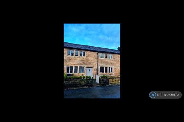 3 Bedroom Terraced House To Rent In Square Road, Todmorden, OL14