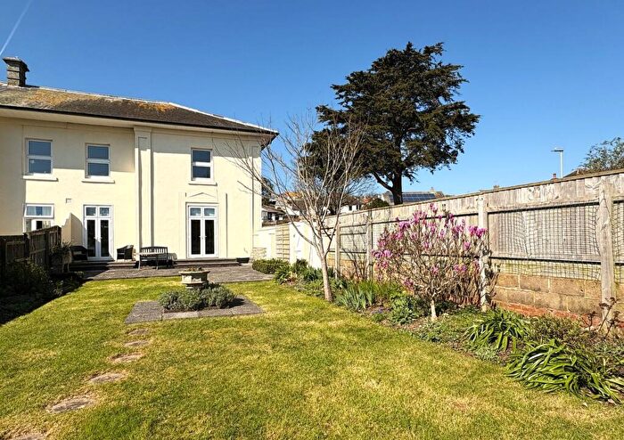 2 Bedroom Apartment For Sale In Wessiters, Seaton, EX12