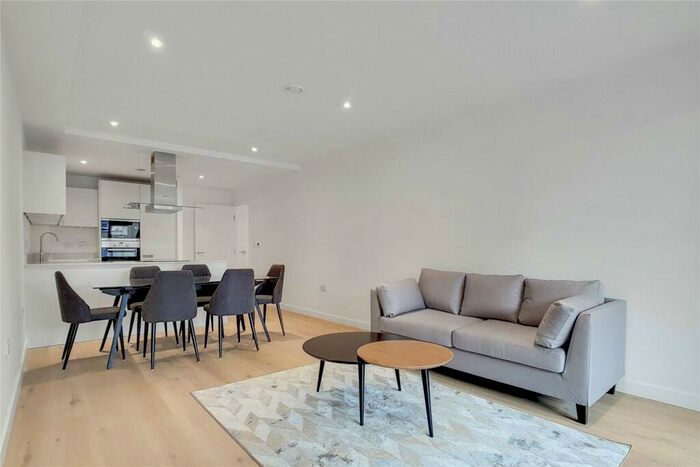 2 Bedroom Apartment To Rent In Pentonville Road London, N1