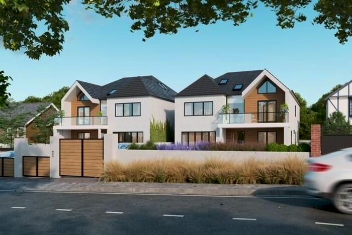 5 Bedroom Detached House To Rent In Vine Lane, Hillingdon, UB10