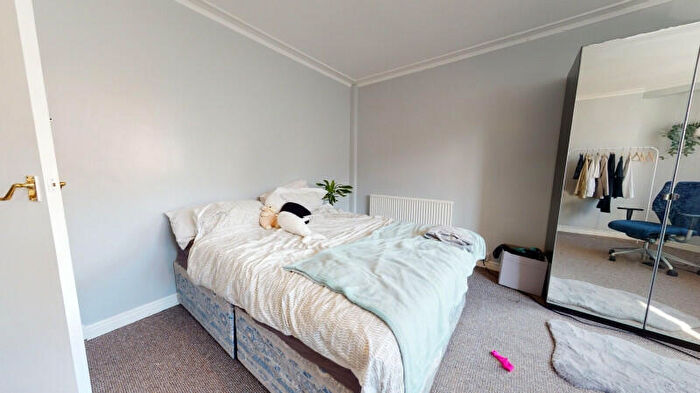 6 Bedroom Terraced House To Rent In Manor Drive, Leeds, West Yorkshire, LS6