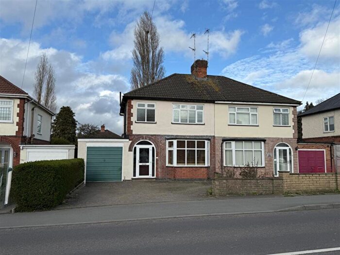 3 Bedroom Semi Detached House For Sale In Aylestone Lane, Wigston, LE18